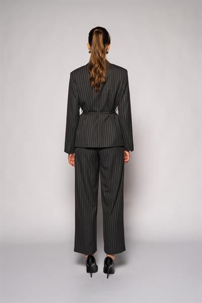 Kadın Antrasit Çizgili Gül Detaylı Blazer-Thalure