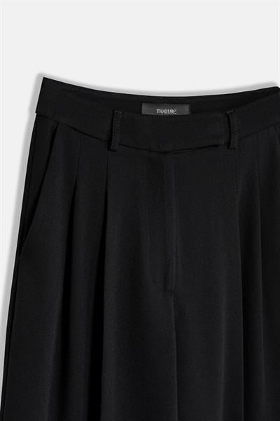 Kadın Siyah Çift Pileli Oversize Pantolon-Thalure