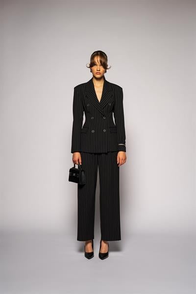Kadın Siyah Pens Detaylı Çizgili Blazer-Thalure