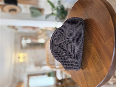 Pile Detay El Örmesi Kahverengi Clutch Çanta