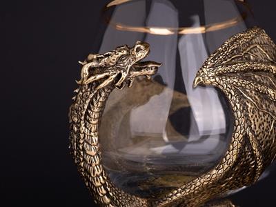 Konyak kadehi «Ejderha»