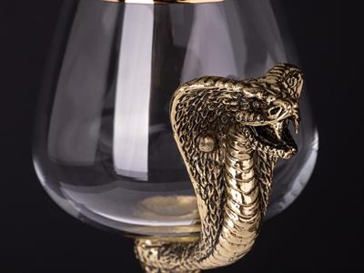 Konyak kadehi «Kobra»