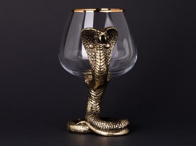 Konyak kadehi «Kobra»