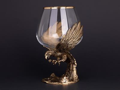 Konyak kadehi «Avcı kartal»