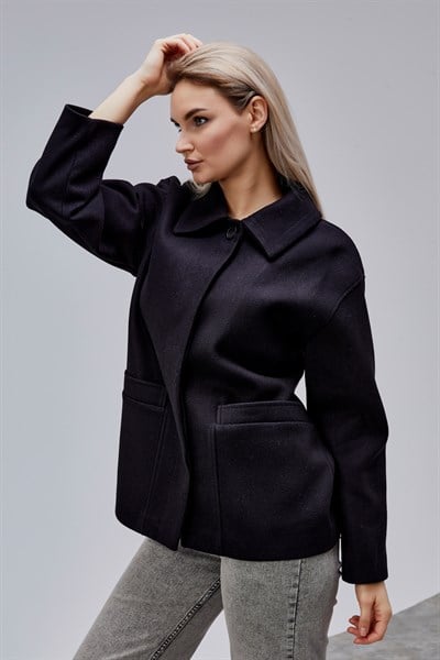 Camille Siyah Oversize Cep Detaylı Astarlı Kaşe Ceket