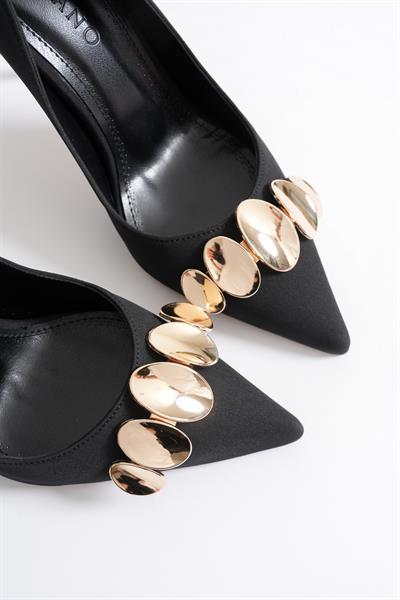 Aveline Kadın Siyah Nubuk Gold Aksesuarlı Sivri Burun Yüksek İnce Topuklu Ayakkabı Stiletto (9.5CM) 