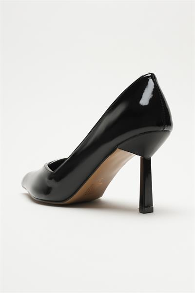 Esteem Siyah Rugan Sivri Burunlu Kadın İnce Yüksek Topuklu Klasik Ayakkabı (8cm)