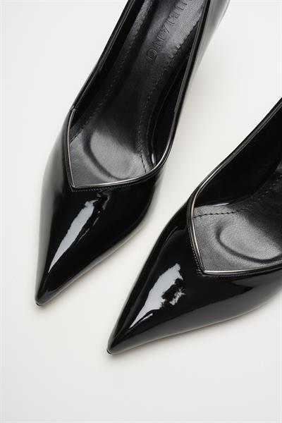 Esteem Siyah Rugan Sivri Burunlu Kadın İnce Yüksek Topuklu Klasik Ayakkabı (8cm)