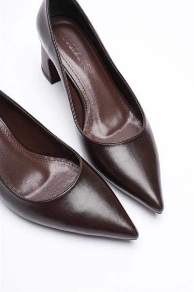 Kadın Deri Topuklu Ayakkabı 5.5 cm Sivri Burunlu Kahve Ardina