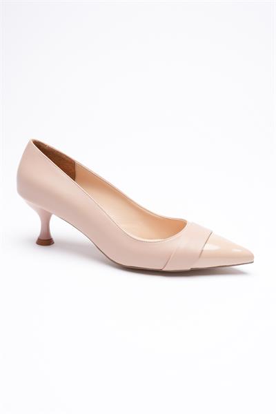 Kadın Deri Topuklu Ayakkabı 5.5 cm Sivri Burunlu Rugan Burun Detaylı Bej Mariel