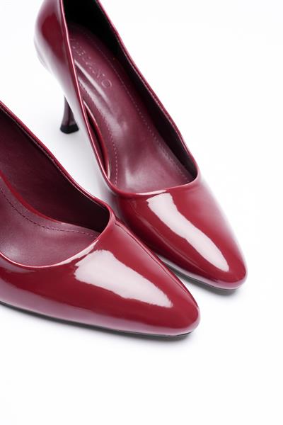 Kadın Rugan Deri Topuklu Ayakkabı 7.5 cm Platin Topuk Detaylı Bordo Doretta