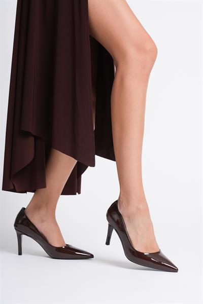 Kadın Rugan Deri Topuklu Ayakkabı 8 cm Sivri Burunlu Kahve Carmira