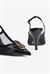 Kadın Stiletto Sivri Burun Fileli Oval Aksesuar Detaylı Arkası Açık Topuklu Ayakkabı Zanvera Siyah
