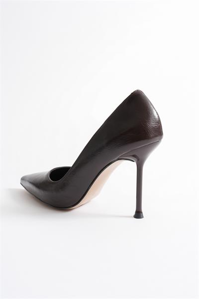 Marvella Kadın Kahve Deri Sivri Burun Yüksek İnce Topuklu Ayakkabı Stiletto (9.5 CM)