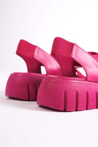 Mubiano 733-PMB Kalın Tırtık Tabanlı Pembe Platform Kadın Sandalet