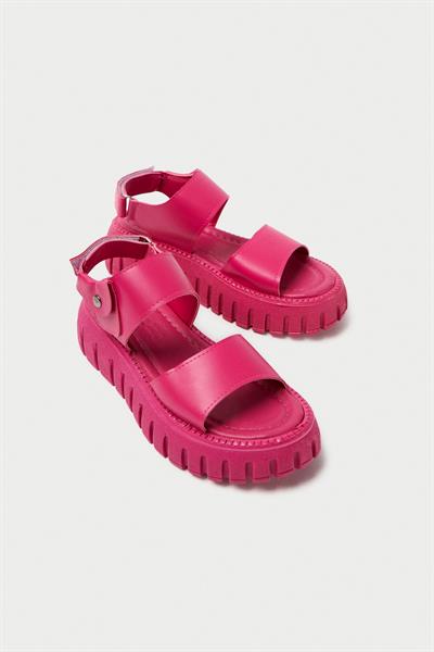 Mubiano 735-PMB Kalın Tırtık Tabanlı Pembe Gladyatör Platform  Sandalet