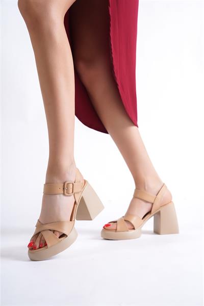 Mubiano 844-N Kalın Taban Nude Çapraz Bantlı Platform Kadın Sandalet