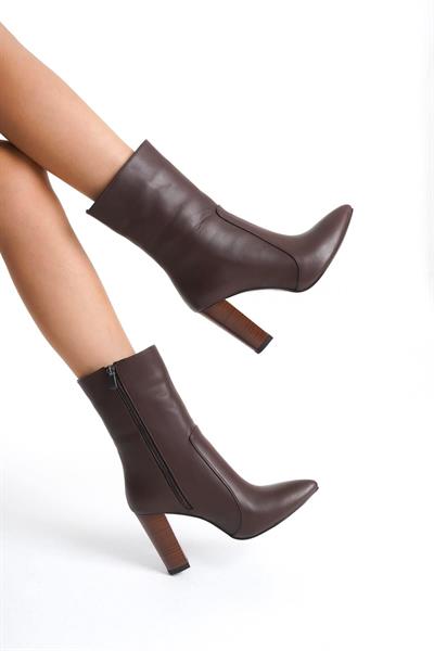Mubiano Hakiki Deri Collection Kadın Fermuarlı Sivri Burun Topuklu Kısa Bot Kahverengi - MCALM23151 - KH