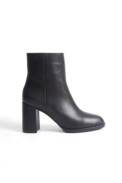 Mubiano Hakiki Deri Collection Kadın Fermuarlı Yuvarlak Burun Kalın Topuklu Kısa Bot Siyah - MCALM4221 - S