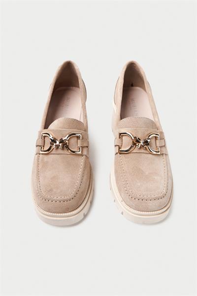 Mubiano Hakiki Deri Collection Kadın Toka Detaylı Kısa Kalın Topuklu Süet Kolej Ayakkabı Bej - MCSR1004 - BJ