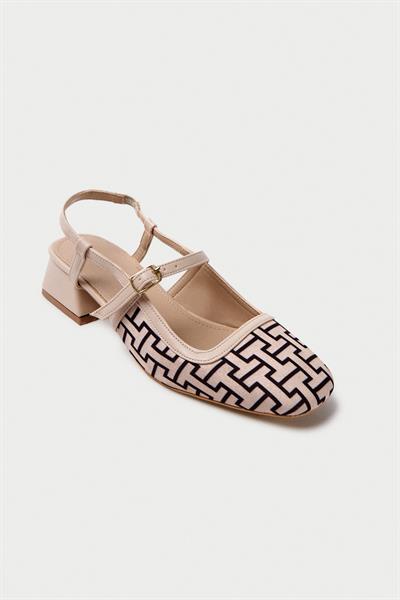 Mubiano MBBTR402-BS Kadın Arkası Açık Kumaş Detay Küt Burun Bej/Siyah Sandalet & Babet