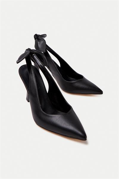 Mubiano MBHSN8082-S Kadın Arkası Lastikli Fiyonk Detay Siyah Stiletto & Topuklu Ayakkabı