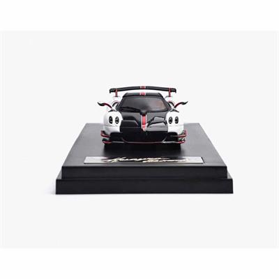 1:64 Pagani Huayra Roadster Model Araba