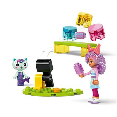 LEGO Gabby’s Dollhouse Gabby’nin Parti Odası 252 Parça
