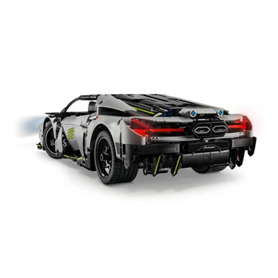 Lego Technic Lamborghini Revuelto 1135 Parça