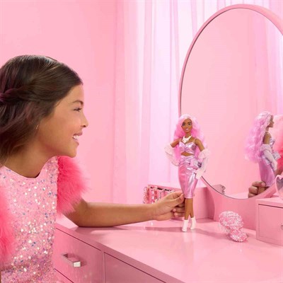 Barbie Deluxe Style Bebekler