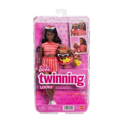 Barbie İkiz Görünümlü ve Evcil Köpeği