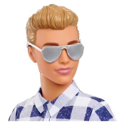 Barbie Ken Kampa Gidiyor Oyun Seti