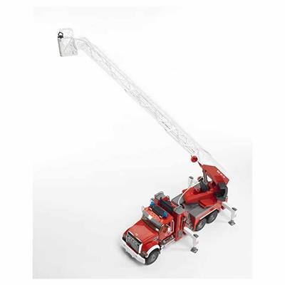 Bruder Mack Granite İtfaiye Aracı