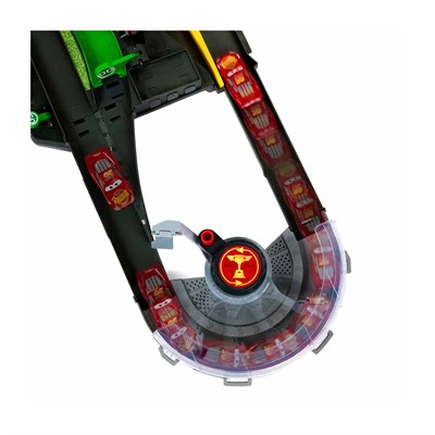 Mattel Cars Piston Kupası Yarış Seti
