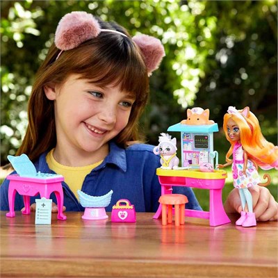 Mattel Enchantimasl Klinik Seti