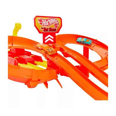 Hot Wheels Action Hot Ones Freeway Frenzy Toy Vehicle Track