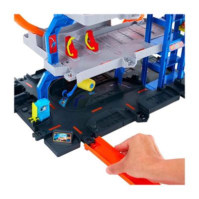 Hot Wheels City Mega Garaj Oyun Seti