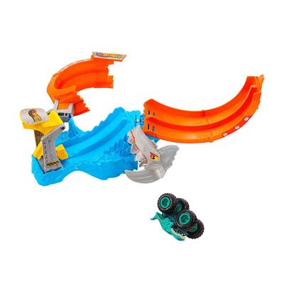 Hot Wheels Canavar Kamyonlar Tirbuşon Köpekbalığı Parçalama Pist Seti