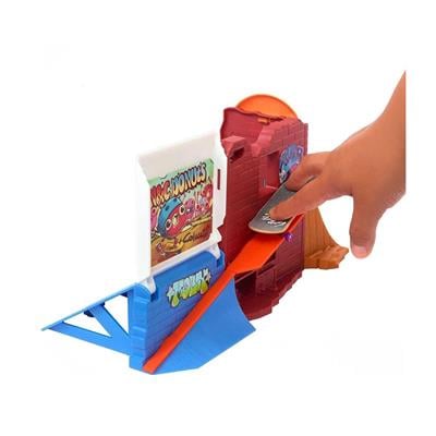 Hot Wheels Donut Kaykay Parkı Oyun Seti