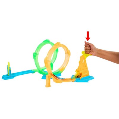 Hot Wheels Neon Yarışçılar Çift Çemberde Hız Pist Seti