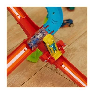 Hot Wheels Neon Yarışlar Çoklu Yarış Heyecanı Pist Seti