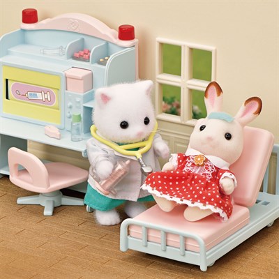 Sylvanian Families Kasaba Doktoru Başlangıç Seti