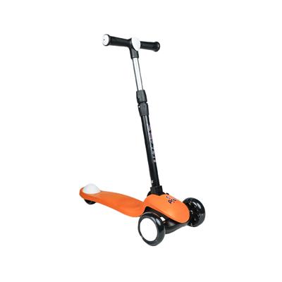 Pro Işıklı Üç Teker Katlanabilir Fren Sistemli Scooter Turuncu
