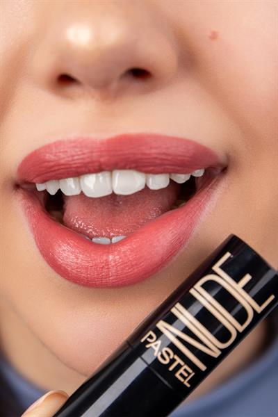 Pastel Nude Lipstick Ruj - No: 544
