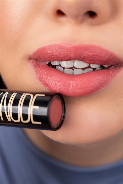 Pastel Nude Lipstick Ruj No:545