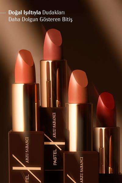 X Arzu Sabancı Lipstick 24