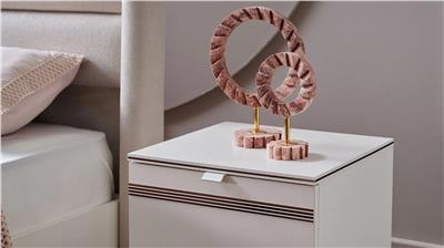 Bellona Nadia Komodin