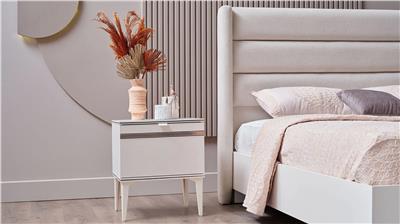 Bellona Nadia Komodin