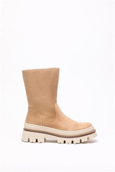 Bej renkli süet yarım bot