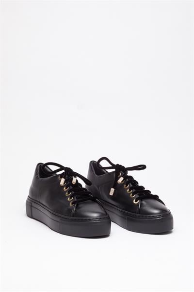 Siyah Deri Sneaker